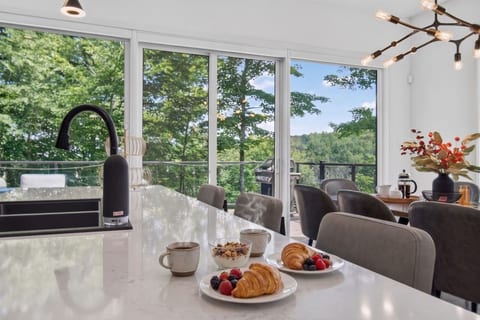 Bellaria Tremblant - Private villa with SPA