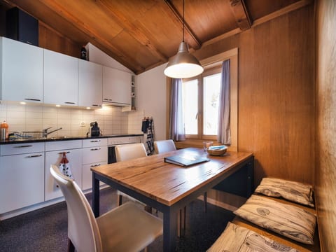 Chalet Höckli 1 Appartement/Fewo, , 6-Bettwohnung 6-Bettwohnung