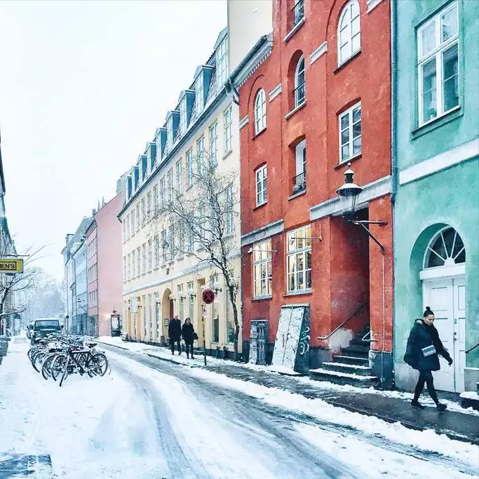 Winter in Sankt Peders Stræde Winter in Sankt Peders Stræde - Charming, cute, clean w balcony of Latin Quarter - Copenhagen