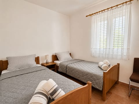 Apartment Luna - Unit 378978-13