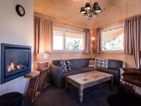 # 20 mit IR-Sauna & Sprudelwanne innen
