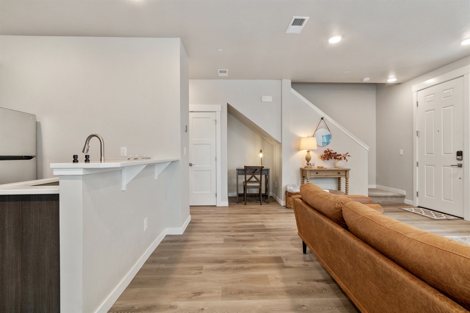 or-hounslow-way-or-elegant-2-bedroom-townhome-or-nampa-idaho-or/