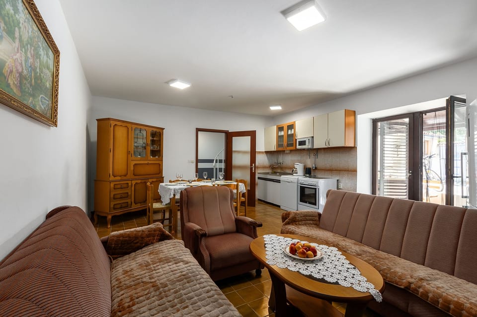 House Bakic - Unit 378945-13