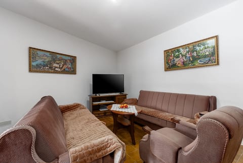 House Bakic - Unit 378945-13