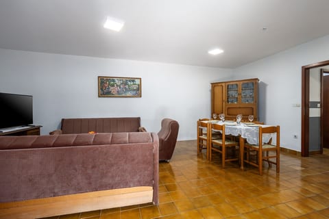 House Bakic - Unit 378945-13