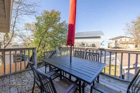 MTM Premier/Close to Beach! Upper Unit (Dune Sky)