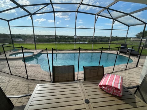 NEW LISTING-Disney Sunsets-Updated 6 Bedroom House