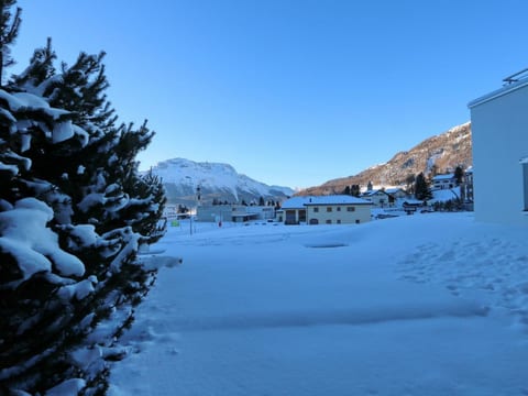 Apartment Sur Puoz 3