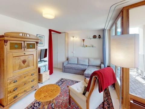 Apartment Piz Cotschen B