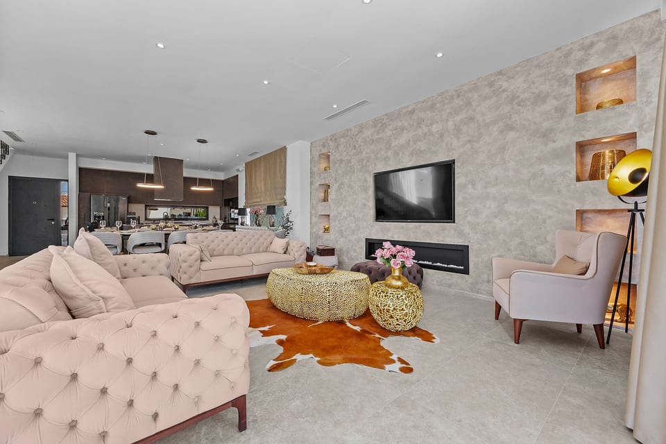 Villa Kim - Unit 377781-13