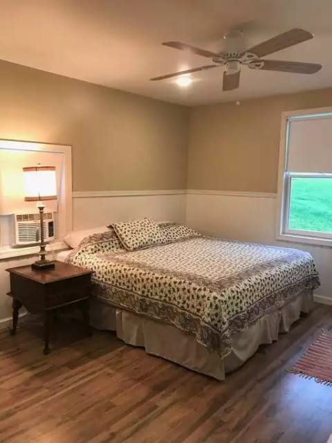 Roundhill Bunkhouse @ Raystown Lake