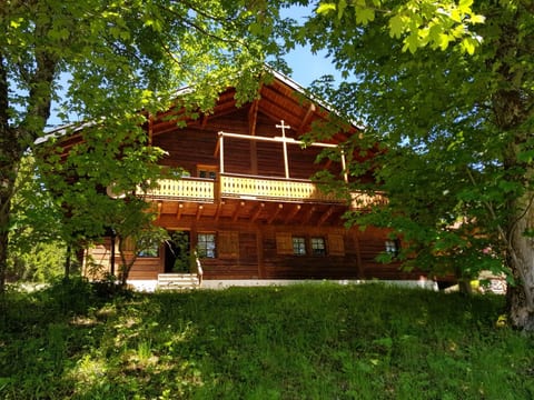 Chalet Carmazin, (Morgins),