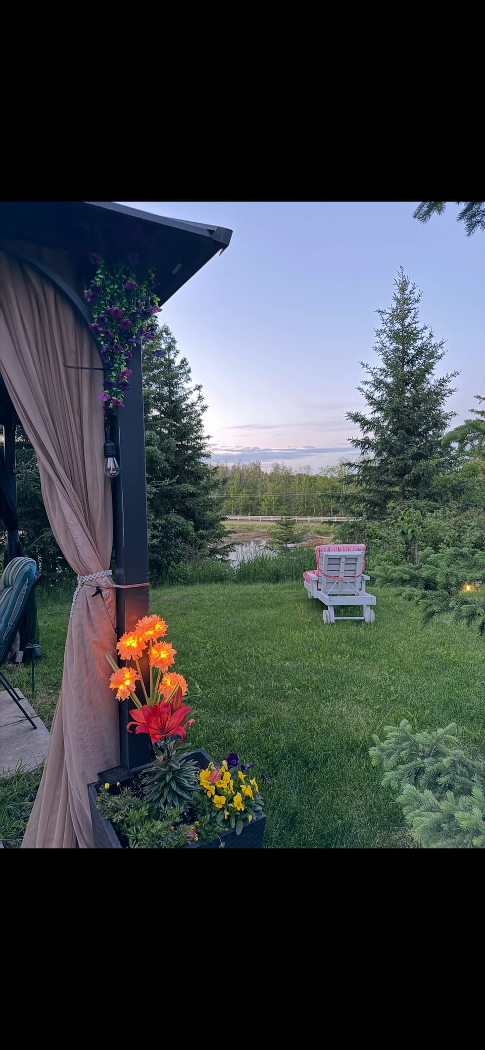 Chickadee Chalet - Sturgeon County