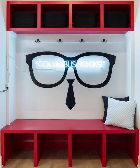 Our social media moment! Take a picture in front of the Drew Carey inspired glasses (yes, we know Drew is from Cleveland). We also have 90's themed props and a selfie tripod available.