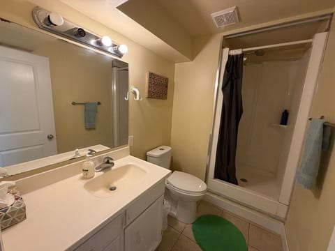 Private 2BR Calgary Basement Suite