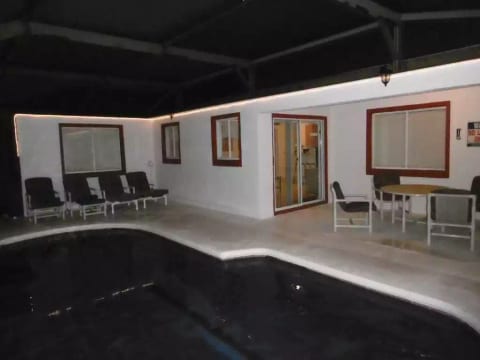 Hillcrest Villa