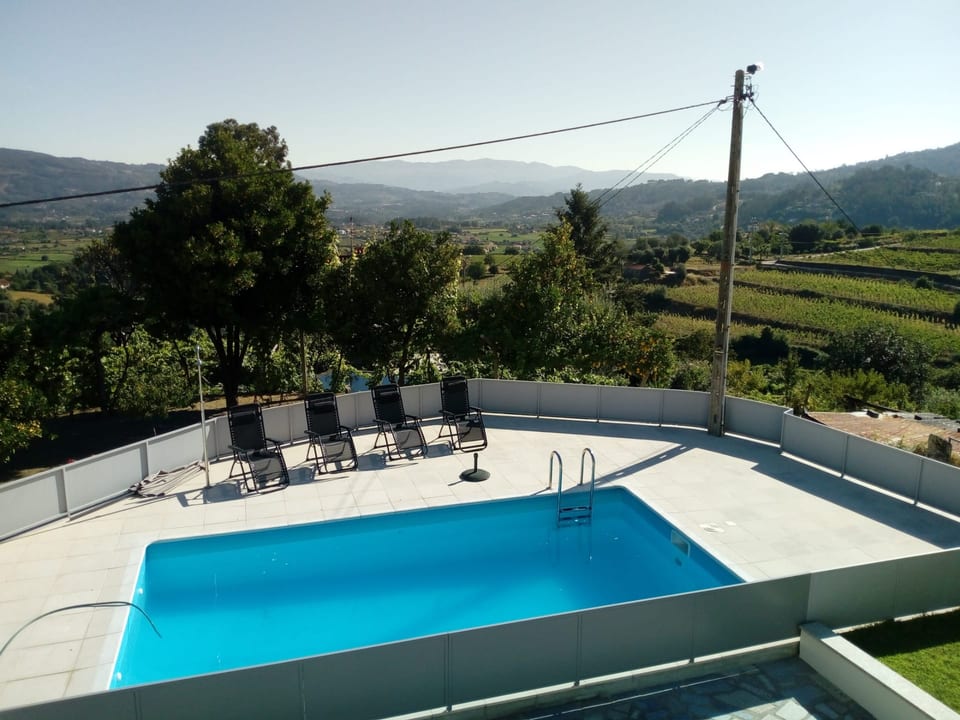 Walnut House with Private Pool - Gondufe