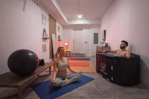 Private Wellness Club with yoga space and cold plunge—your personal retreat at home.
