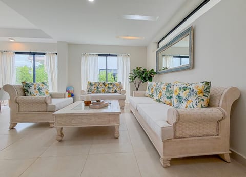 Modern Villa | Private Pool | Resort Access