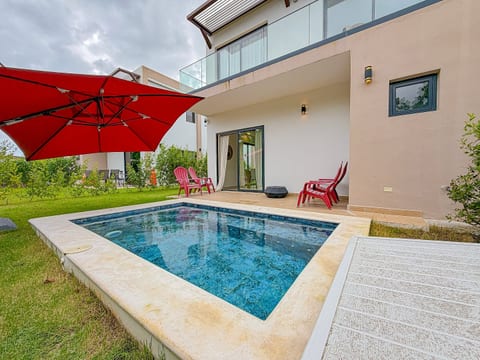 Modern Villa | Private Pool | Resort Access
