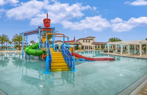 Windsor at Westside splash pad—colorful water fun just steps from your villa!