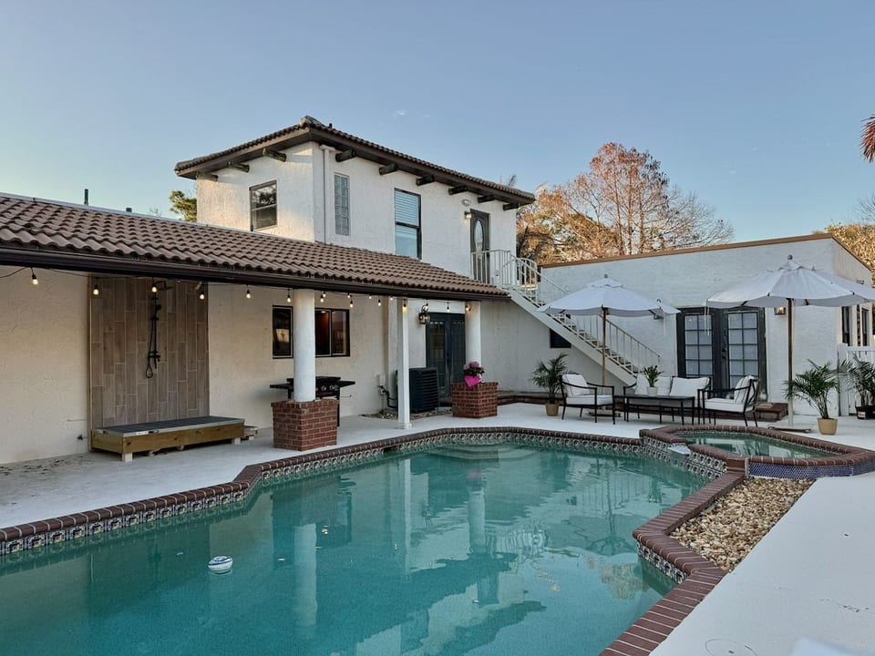 “5‑BR Family Retreat Pool & RV space 4 mi to JRC image 1