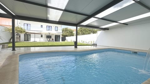 Beach House -Salt Pool, Heated and Covered