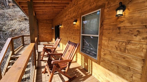 NEW Cozy Creek Cabin on Gatlinburg & Pigeon Forge image 10