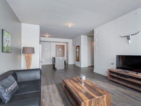 Modern 1BR Downtown Montreal | Equinoxe