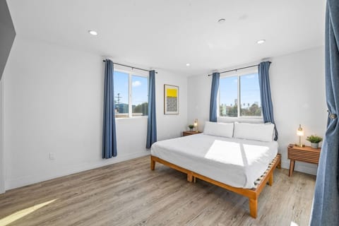 Stylish Home Near Arts District