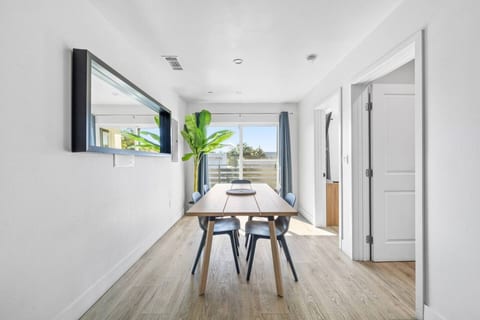 Stylish Home Near Arts District
