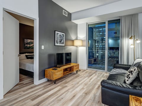 Furnished 2BR Downtown Montreal | Stanbrooke
