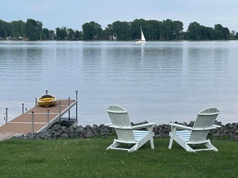 Waterfront Stay | Paddle, Outdoor Area, Firepit image 36