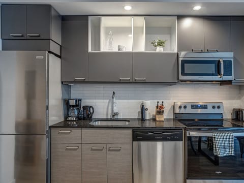 Furnished 1BR in Montreal | Le Smith