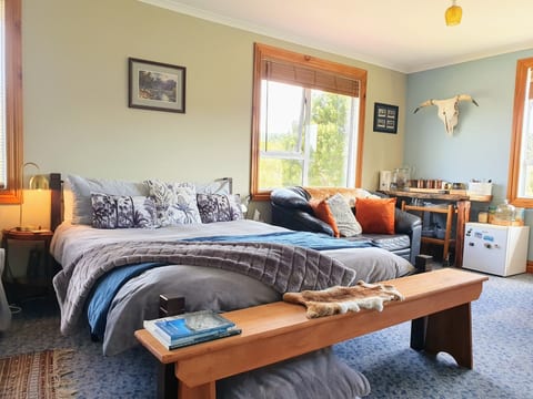 A large room, great for a family or group of friends. Plenty of space to relax, eat and unwind.