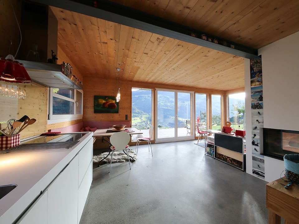 Kitchen / Dining Room