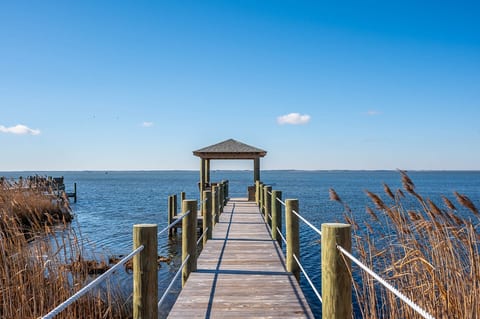 Private pier w/ covered gazebo reaching out over the sound for sunset views & quiet mornings