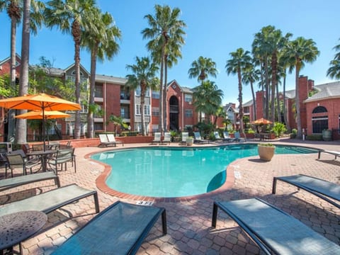Medical Center 2BR with Resort Amenities