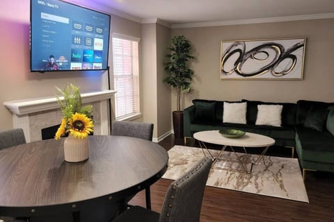 Medical Center 2BR with Resort Amenities