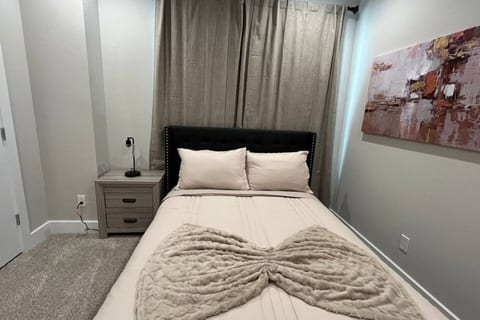 Gated Houston 3BR with King Bed and Garage
