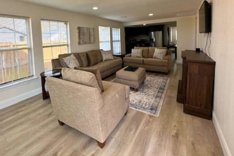 Houston Stay Near Downtown and Top Attractions