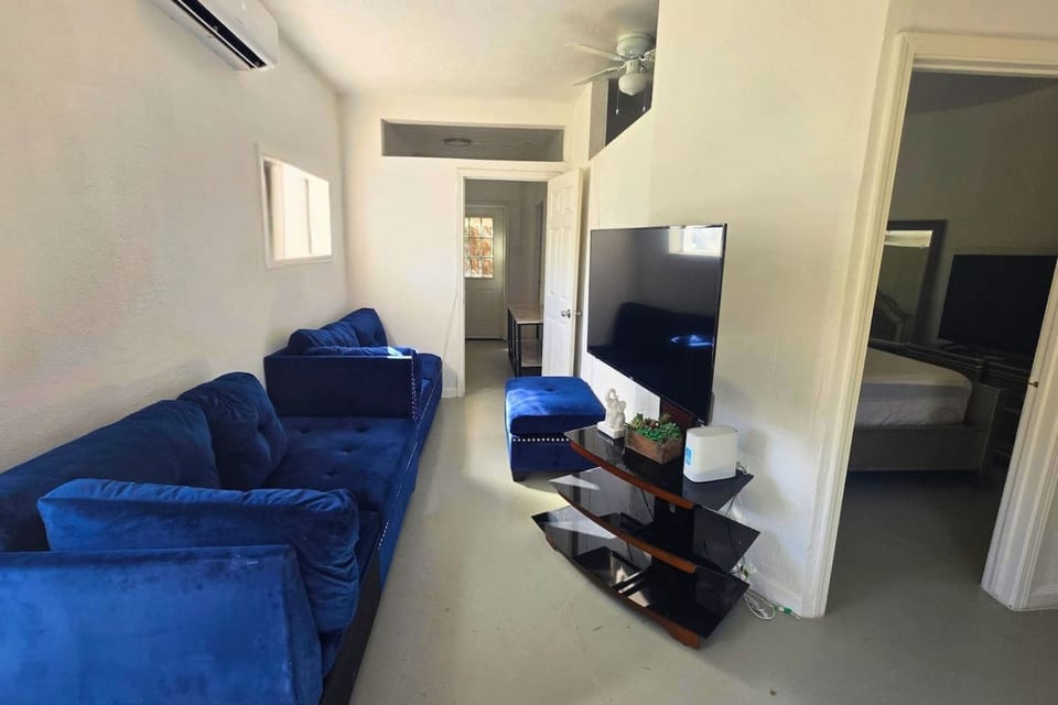 East Houston 2BR | Budget Friendly Stay - Houston