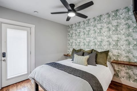 Houston Hideaway Near Dwntwn and City Attractions