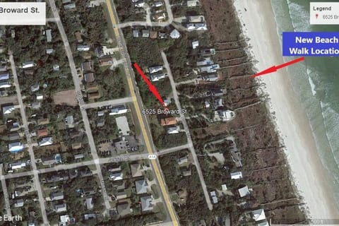 3-minute walk to the beach on the beach walkway