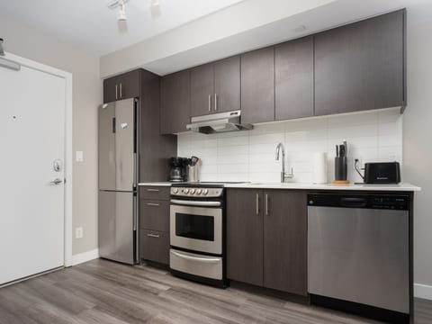 Luxury 1BR in Edmonton | The Hendrix