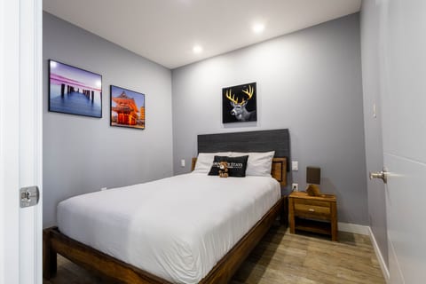 Luxury 2 BR Suite in Regina | Metro