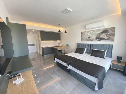 Holiday Studio Apartment in Courtyard Long Beach
