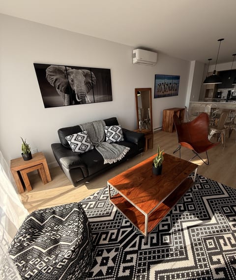 Modern 1BR in Quebec | Prisme