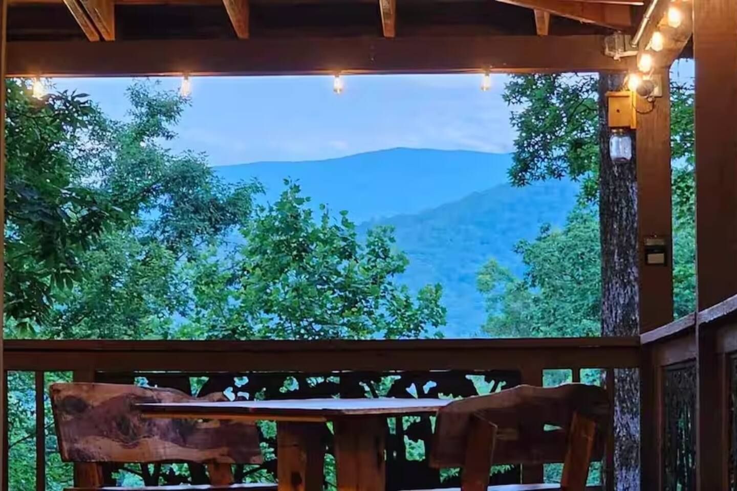 Views! Hot Tub, King Bed, Secluded | Morning Glory - Cosby