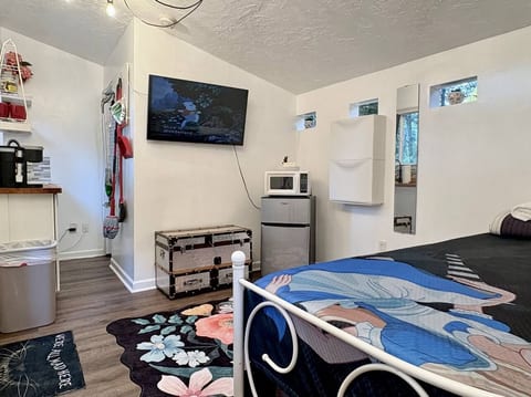 *Fully-Fenced *Alice in Wonderland Theme Tiny Home